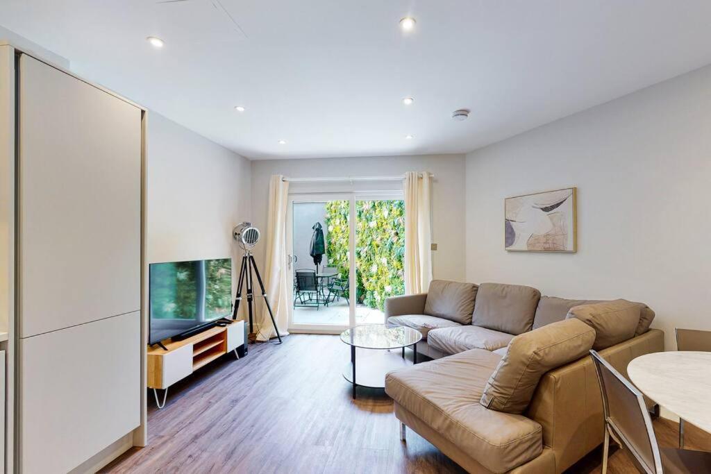 Elegant 2Bed Flat 10Min To Wimbledon Tennis Courts London Ngoại thất bức ảnh
