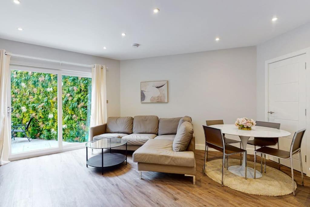 Elegant 2Bed Flat 10Min To Wimbledon Tennis Courts London Ngoại thất bức ảnh