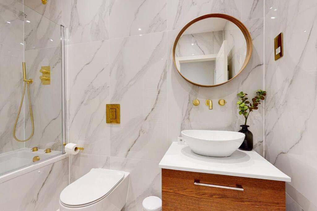Elegant 2Bed Flat 10Min To Wimbledon Tennis Courts London Ngoại thất bức ảnh